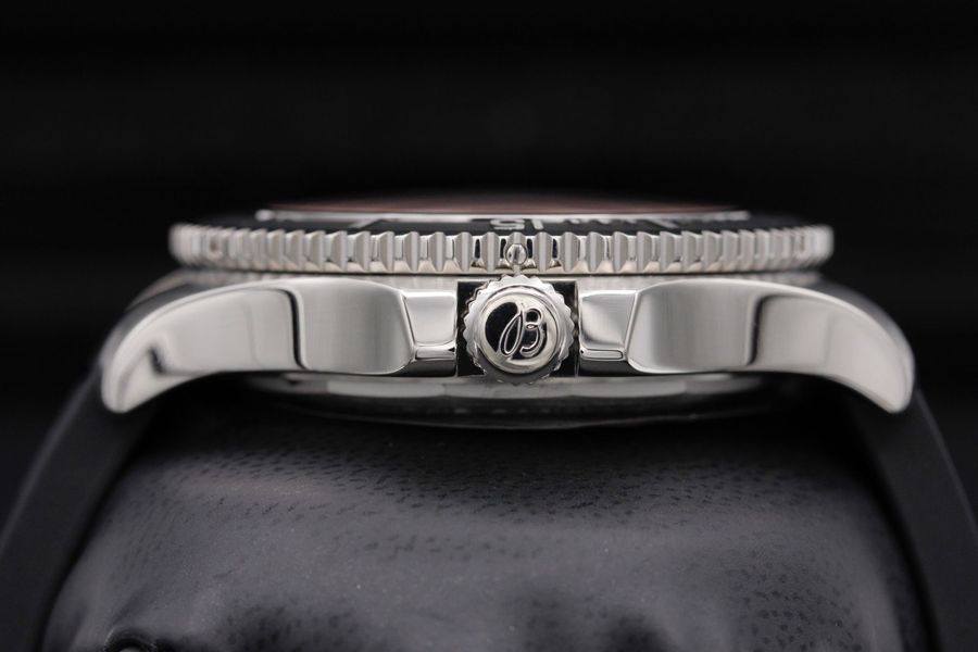 Breitling SuperOcean Automatic A17366